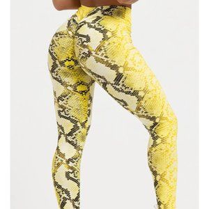 Lici Fit Lemon Bite High Waist Scrunch Legging